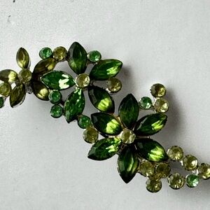 Vintage Vaseline Uranium Glass Brooch Czech Pin